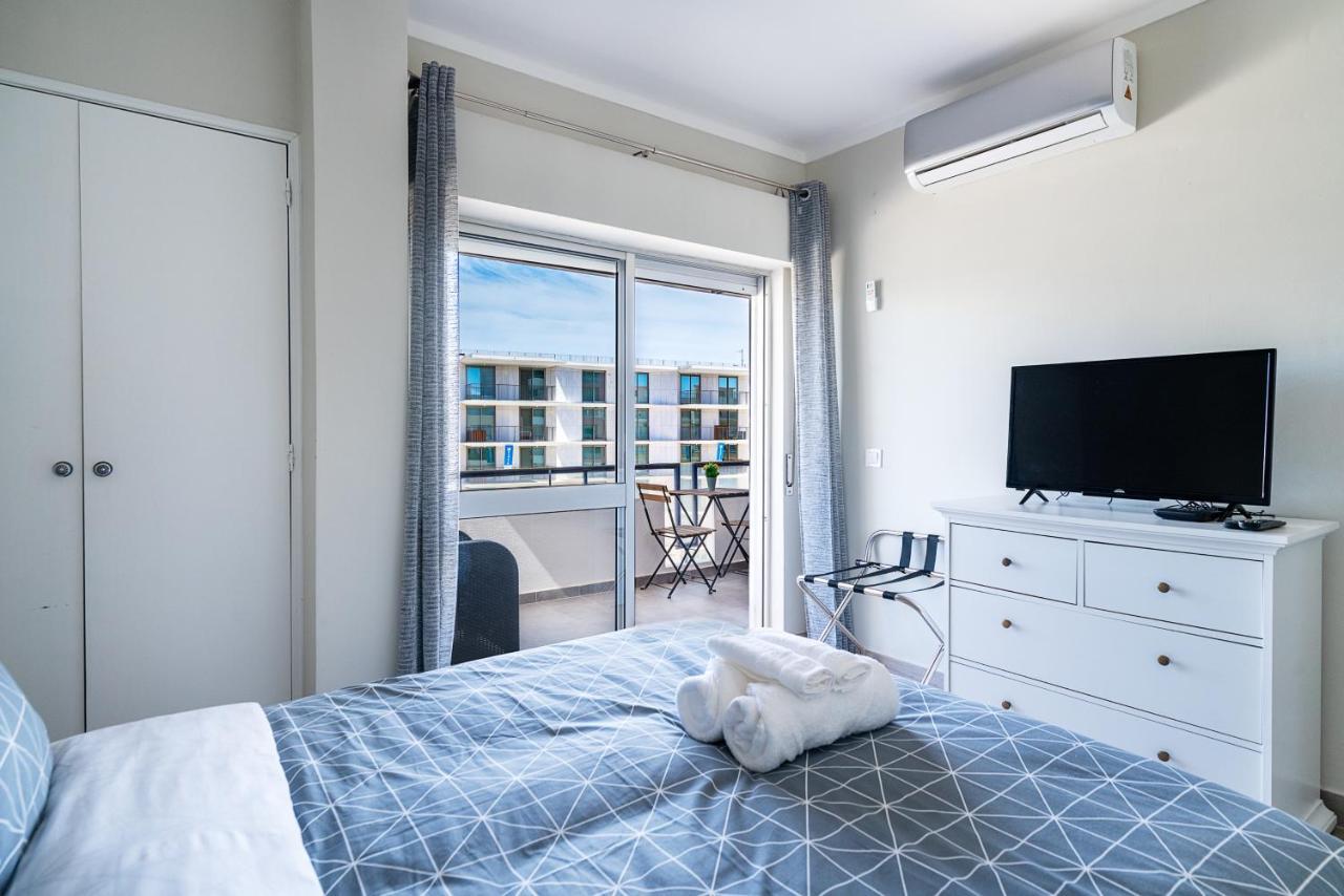 Beachfront Apartment In Armacao Armação de Pêra Exterior foto